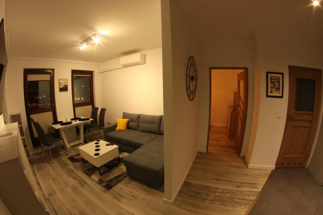 Urban City Apartments Варшава Екстериор снимка