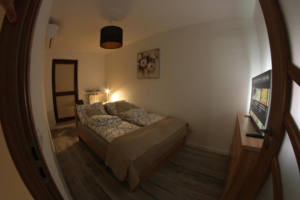 Urban City Apartments Варшава Екстериор снимка
