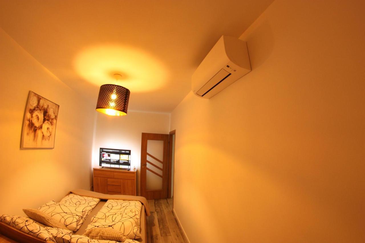 Urban City Apartments Варшава Екстериор снимка