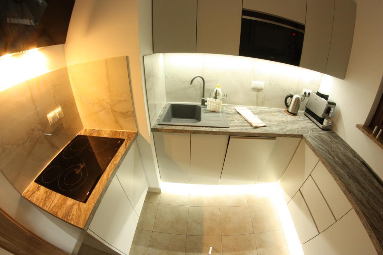 Urban City Apartments Варшава Екстериор снимка