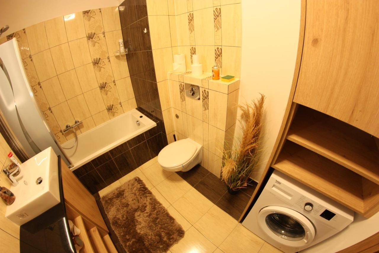 Urban City Apartments Варшава Екстериор снимка