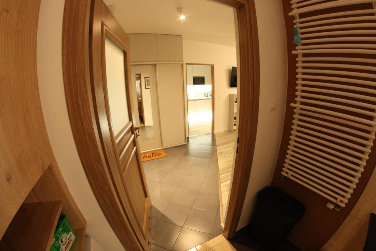 Urban City Apartments Варшава Екстериор снимка