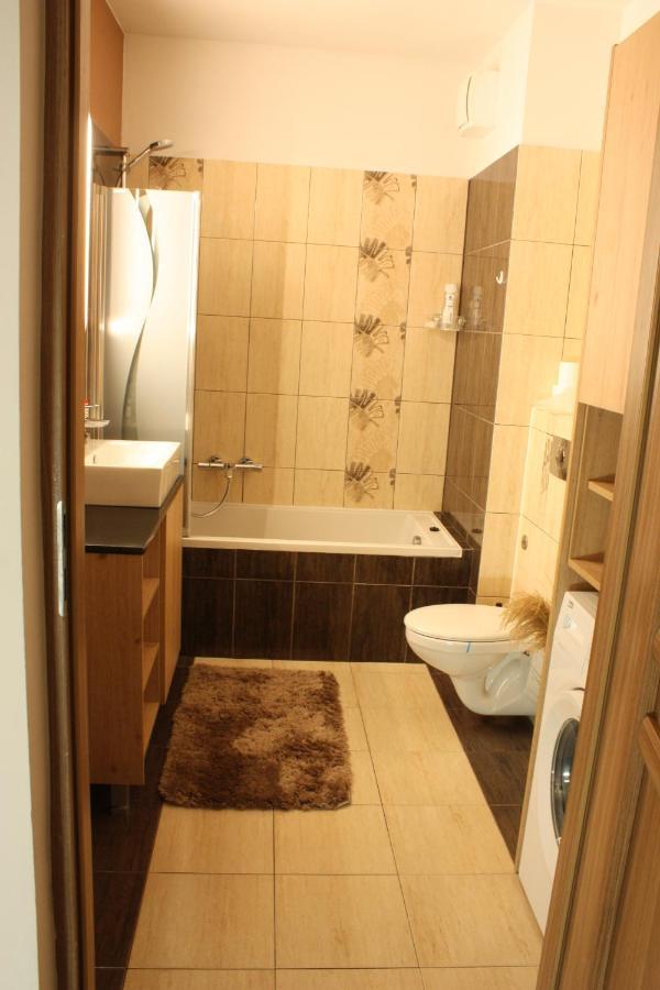 Urban City Apartments Варшава Екстериор снимка